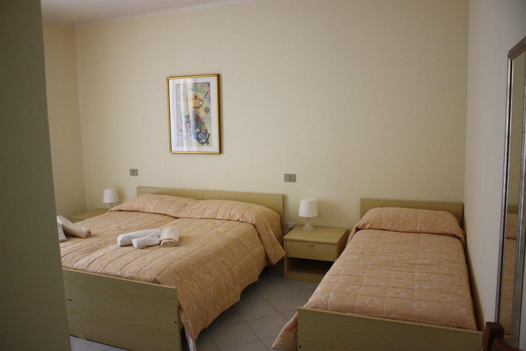 Hotel La Pineta Arborea Eksteriør billede